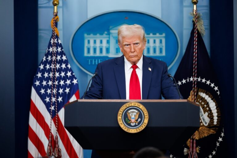 Trump Expands Anti-Crime Effort, Approves Armed Guard Deployment in DC