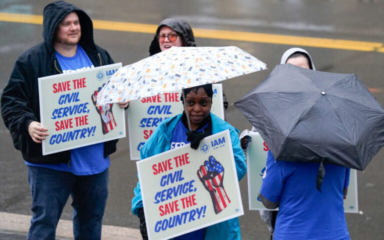 Government Restart Gives Workers Relief Government Restart Gives Workers Relief