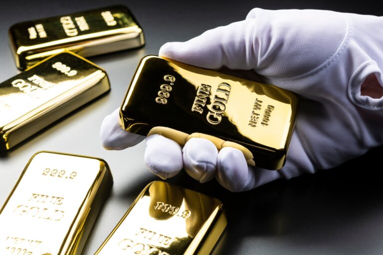Gold and silver close year on turbulent note after record-breaking gains